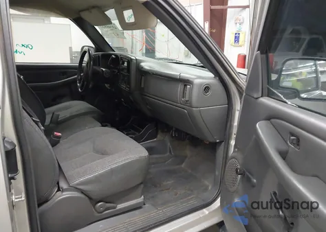 2004 Chevrolet Silverado 1500 from USA, damaged, VIN 2GCEK19VX41312051